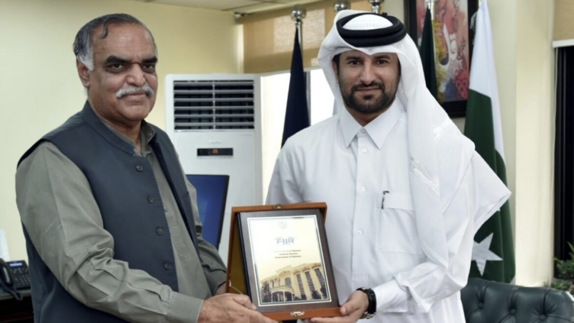 The Chairman FBR discusses reduction of trade barriers with Qatar