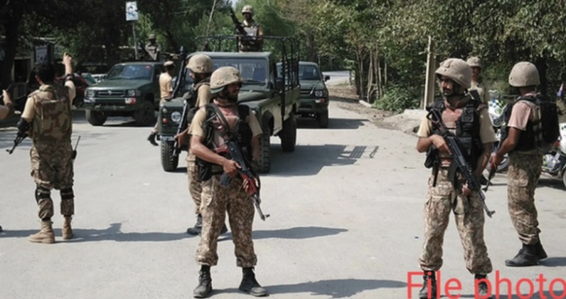 Security forces foils bid of arms smuggling at Pak-Afghan Torkham border
