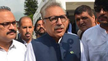 Imran has rejected many offers, claims Alvi