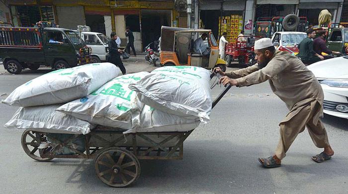 Labour Day: President, PM commend labourers’ contributions in development