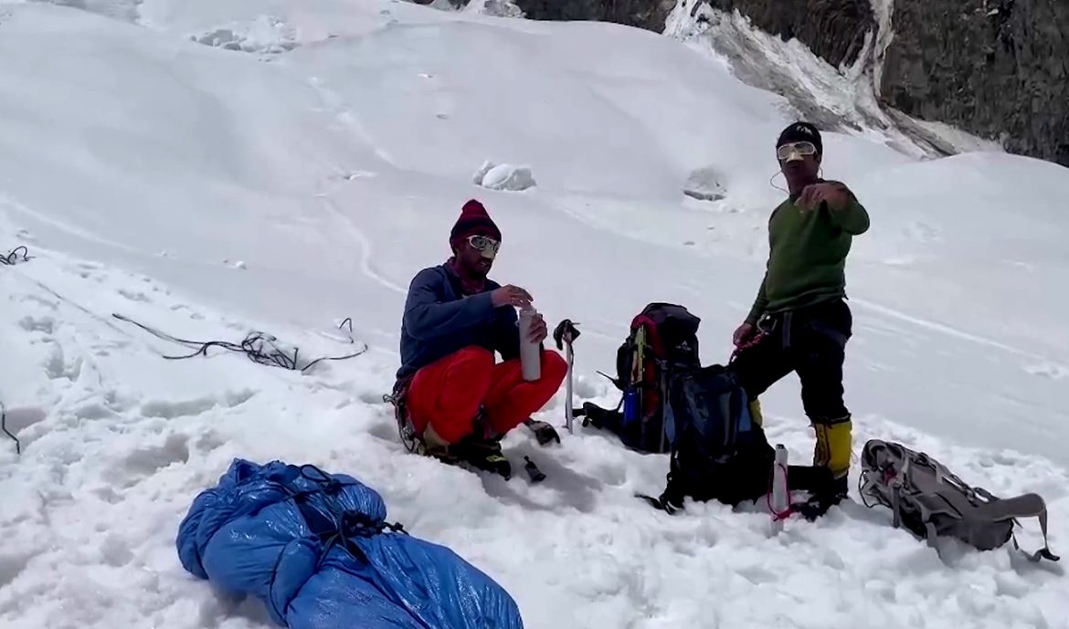 Pakistan search for missing Japanese climbers called off after body recovered