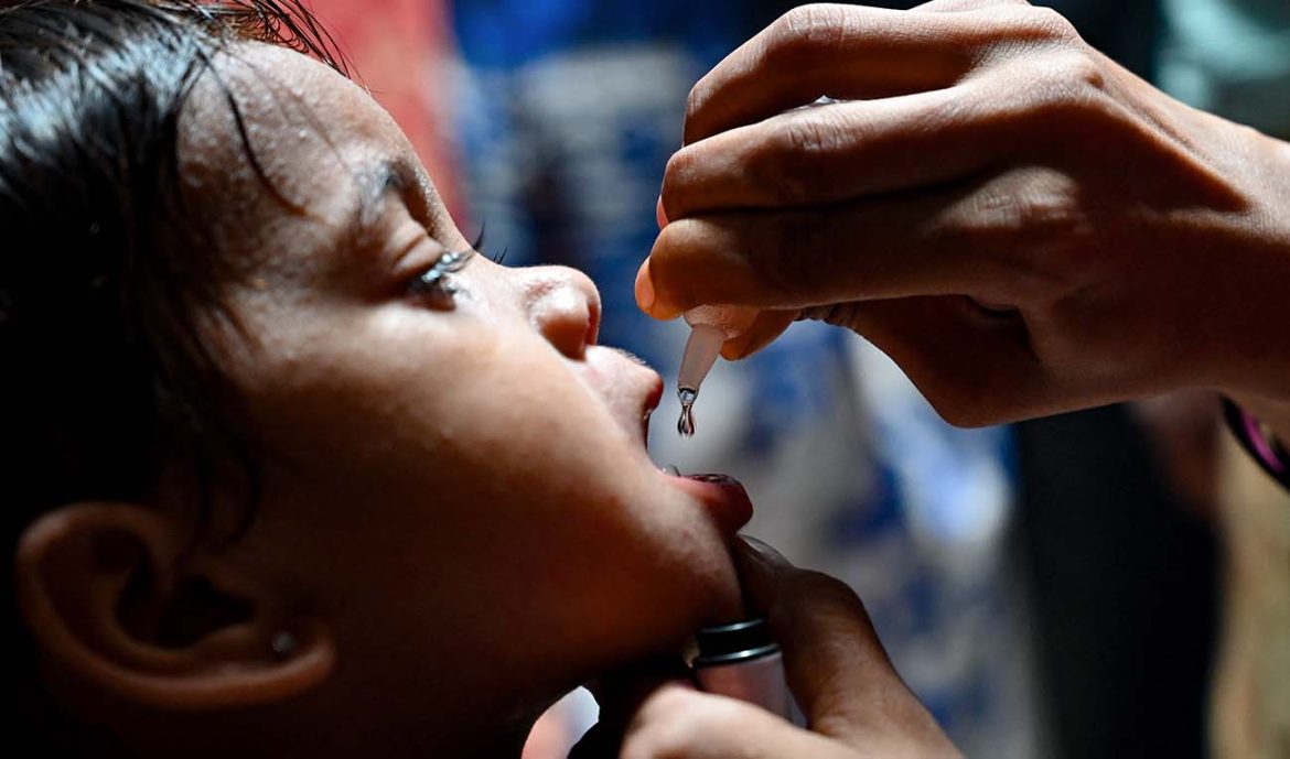 PM tasks authorities to ensure polio vaccines in Pakistan where security challenges exist