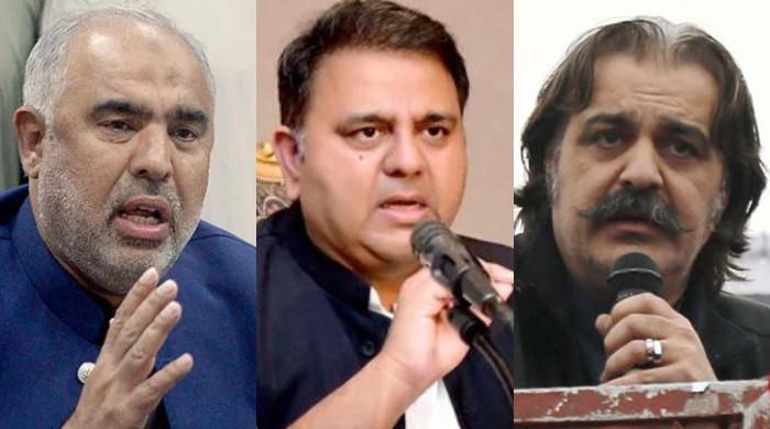 ‘PTI wants Fawad not to criticise party leadership’