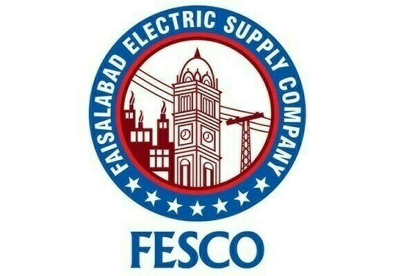 Fesco chief greets ‘Rassa Kashi’ team