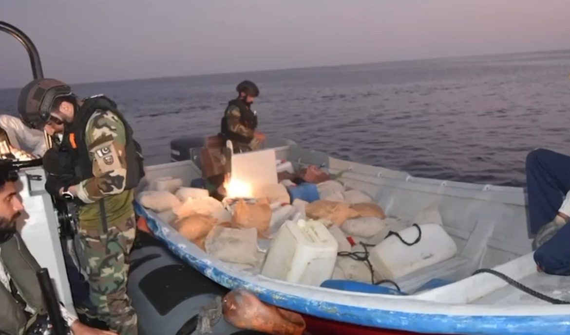 Pakistan Navy seizes 1.3 tons of hashish worth $26 million in Arabia Sea operation