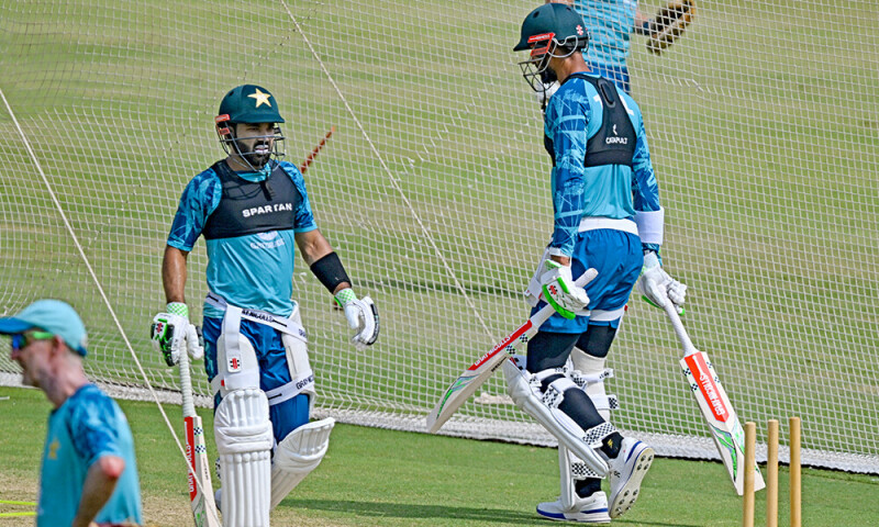 Struggling Pakistan look to thwart adaptable England