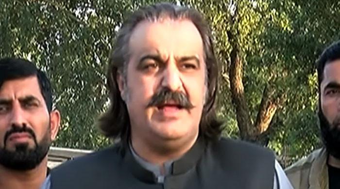 Shroud-clad protesters to topple ‘Form 47’ govt as PTI readies for decisive agitation: Gandapur