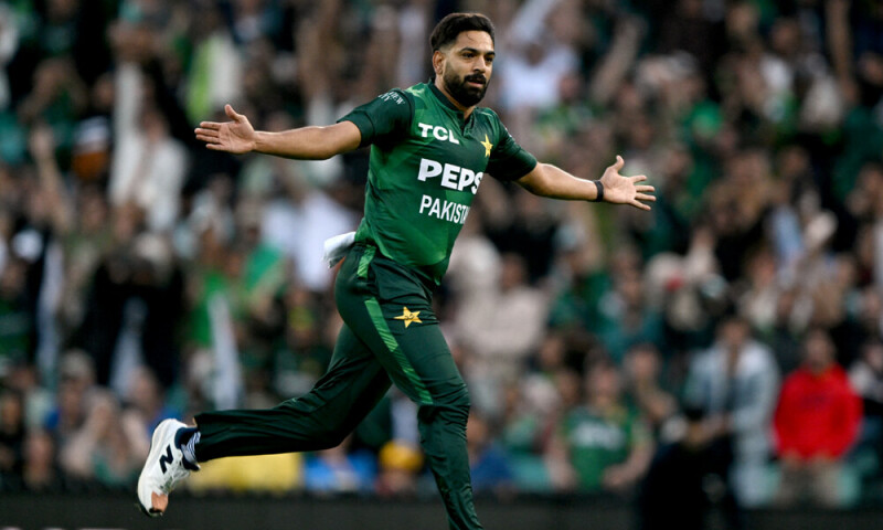 Rauf takes four as Pakistan hold Australia to 147-9 in 2nd T20